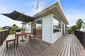 Rainbow Lake House (Bachcare) - Taupo Central