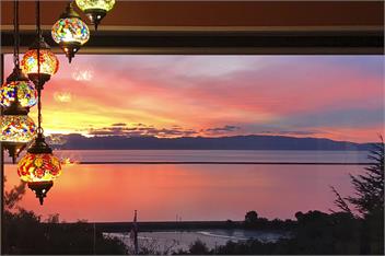 Coastal Hideaway - Nelson