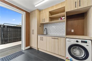 Lavish at the Lake - High-end home close to Town & Lake - Taupo