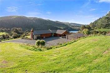 Lakehouse Retreat (Bachcare) - Whakamaru