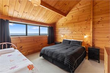 Sunny Seas Papamoa Beachfront Retreat - Papamoa
