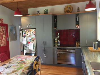 Nikau Retreat - New Plymouth