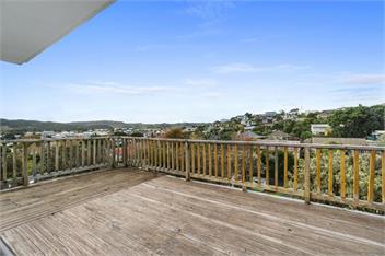 Raglan Beach Retreat (Bachcare) - Raglan