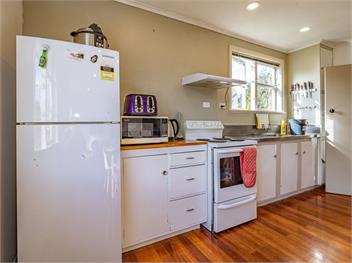Drasko's Den (Bachcare) - Ohakune