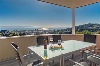 Sunny Bayview Retreat - Nelson