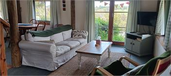 Nelson Coastal Barnstay - The Barn - Tasman