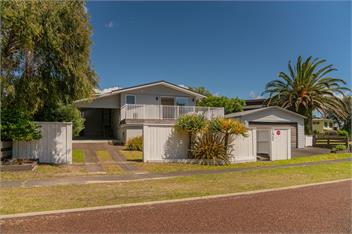 Patton's Place (Bachcare) - Pauanui