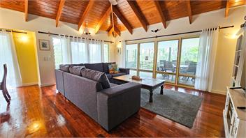 Tipani Lodge - Ngatangiia