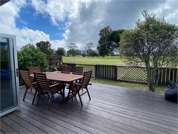 A Modern Kiwi Retreat – Golf Course Views 138 KIWI ROAD WHANGAMATA - WHANGAMATA