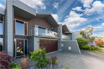 Lake View Bliss (Bachcare) - Acacia Bay