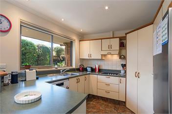 Casa Bella - Nelson City Holiday Home - The Wood, Nelson