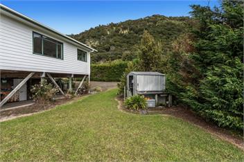 Little Kowhai (Bachcare) - 