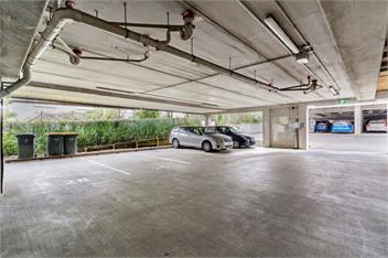Westlight Apartment (Bachcare) - 