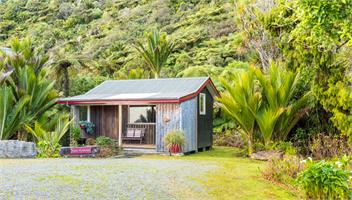 Rimu Cottage - Hydrangea cottages - Punakaiki