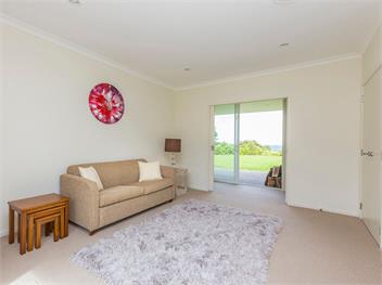 Matakana Views (Bachcare) - Matakana Village