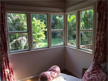 Nikau Retreat - New Plymouth