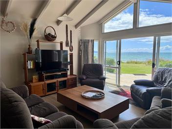 Matarangi Beachfront (Bachcare) - Matarangi