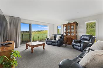 Quails Nest - Taupo *3 bedrooms with rural outlook* - Taupo