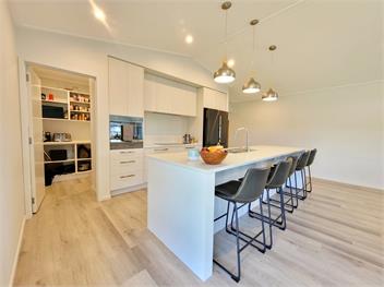 Hosts on the Coast Jackman Satisfaction - Whitianga