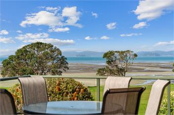 Waterfront Charm (Bachcare) - Snells Beach