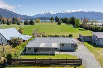 Kepler Retreat (Bachcare) - Te Anau