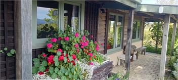Nelson Coastal Barnstay - The Barn - Tasman