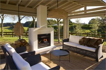 Blackwood Luxury Hideaway - Te Horo