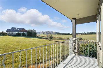 Mt Hutt Retreat (Bachcare) - Windwhistle