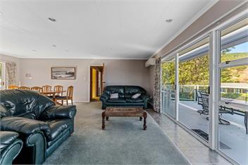 Kinloch Family Retreat (Bachcare) - Kinloch