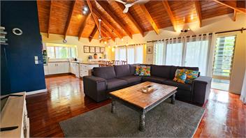 Tipani Lodge - Ngatangiia