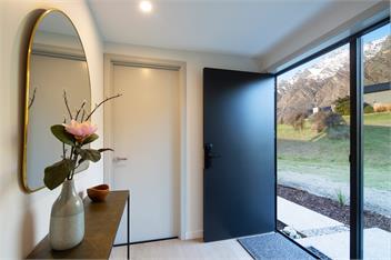 Beautiful 3 bedroom home | Hot Tub | Stunning View - Queenstown