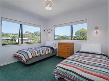 Sunseekers Bach (Bachcare) - Coromandel