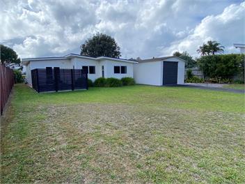 A Modern Kiwi Retreat – Golf Course Views 138 KIWI ROAD WHANGAMATA - WHANGAMATA