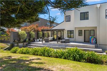 The Happy Place (Bachcare) - Mount Maunganui