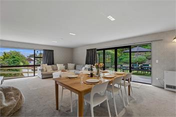 Alpine Escape (Bachcare) - Wanaka
