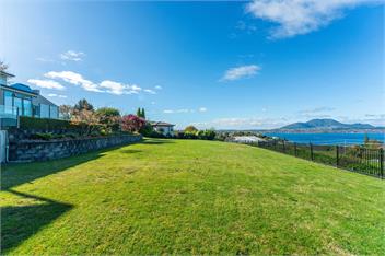 Omaio - TAUPO - Indoor Heated Pool, Spa Pool, Cinema Room, Lake Views - Taupo