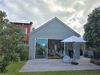 Coastal Pavilions Retreat - Omaha