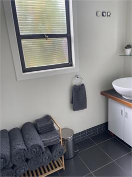 Escape to Raglan - 