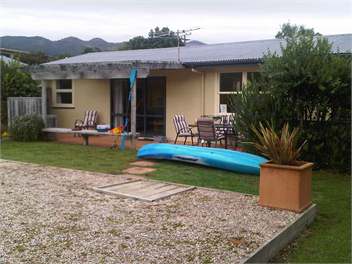 Tata On the Beach - Takaka