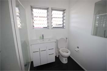 Pine Unit - Orewa Beach - Orewa