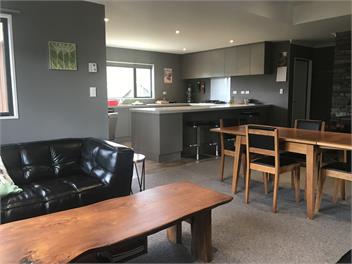 14 Cheeseman Terrace - Castle HIll Village