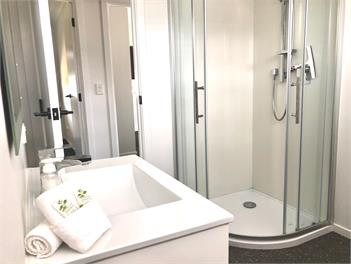 Modern, Functional and Central - Twizel