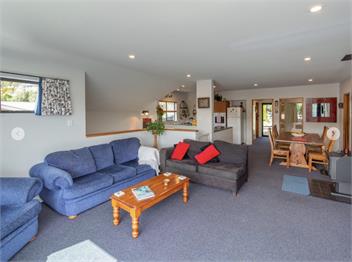 Le Bach - Akaroa