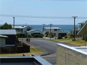 The Jandal (Bachcare) - Waihi Beach