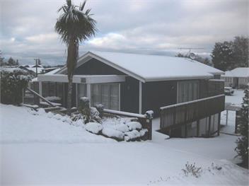 Harakeke House Downstairs (Bachcare) - Ohakune