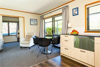 Lawn Cottages - Flax Cottage - Hastings