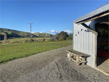Valley View Retreat - Martinborough