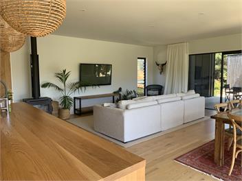 Modern Summer House with Swimming Pool and Spa - Raglan