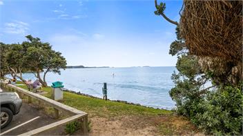 Remarkable Red Beach (Bachcare) - Red Beach