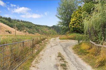 Rural Couples Retreat - Pukehina
